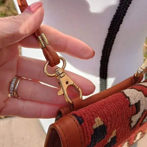 EM May Embroidered Handwoven Wool Leather Bag Multicolor Made In Turkey Kilim - Picture 3 of 11